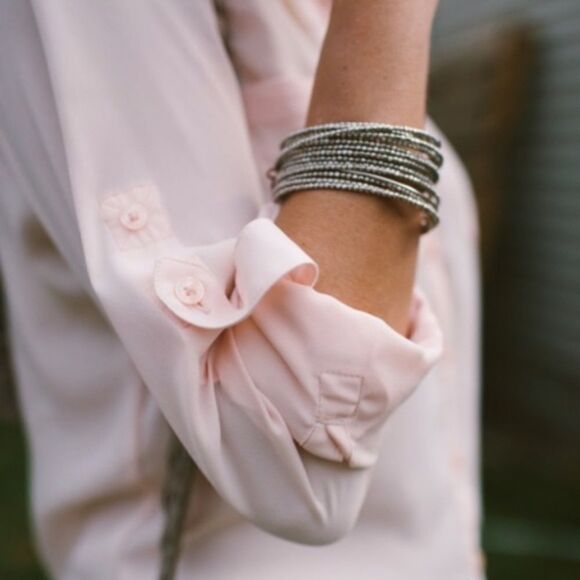 Stella & Dot Bardot Spiral Bangle Bracelet Silver - Picture 4 of 11